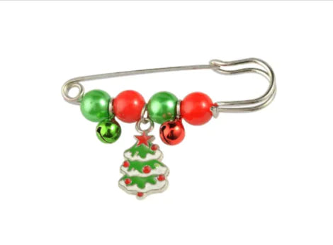 Alloy Christmas Brooch with Leaf Garland – Festive design with elegant detailing